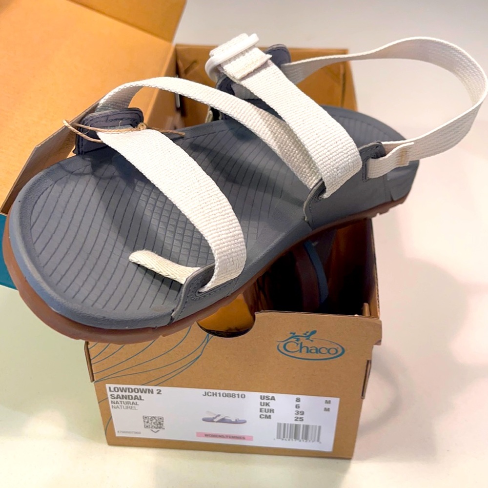 Chaco, size USA 8, Lowdown 2 Sandal, Natural